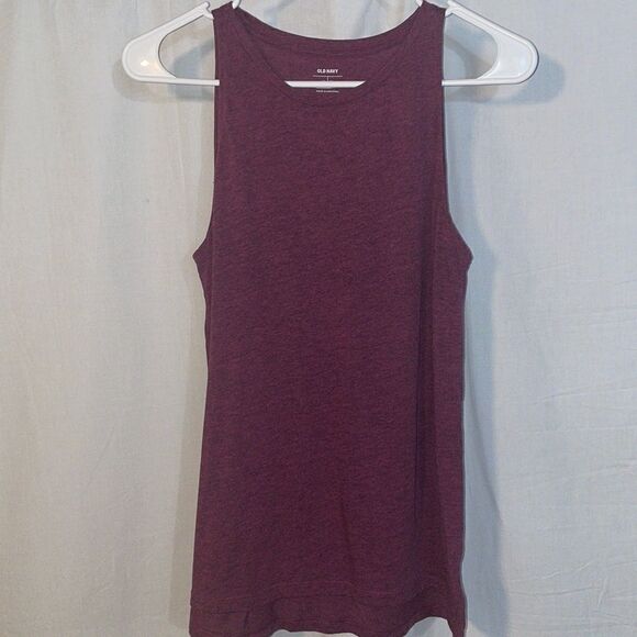 Old navy tank top - Picture 1 of 9